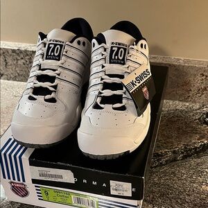 New with box K-Swiss 7.0 system Men’s Court Shoe 9M